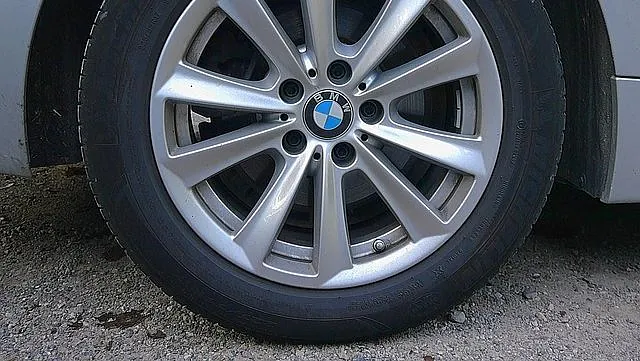 Däckbyte hus Ditec 495 kr